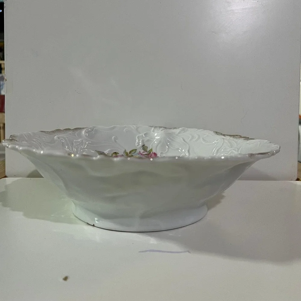 Vintage White Porcelain serving‎ bowl pink Rose floral Embossing Gold brush Trim